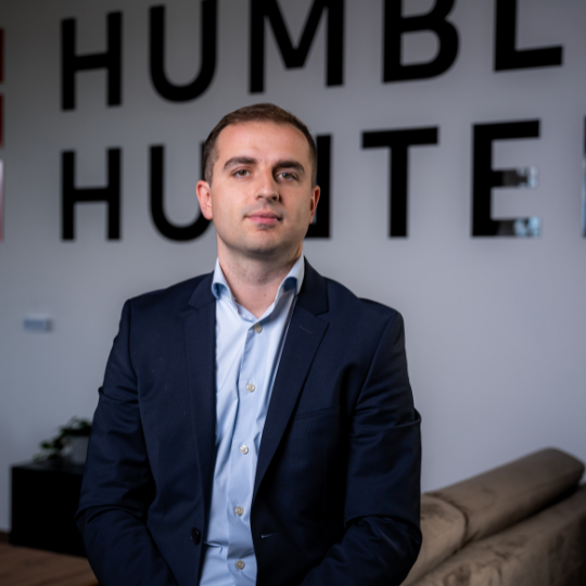 Sandy ProtićCo-Founder & VP Sales